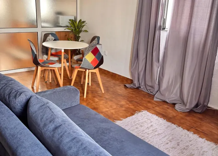 Casa De Campos Al * アングラ・ド・エロイーズモ